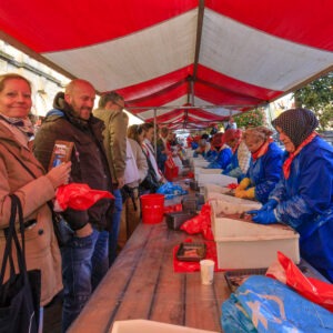 Ernstig tekort aan haringschoonmakers gelukkig een 1 april-grap