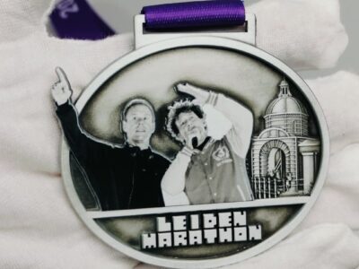 Medaille Leiden Marathon met Armin van Buuren en Jochem Myjer